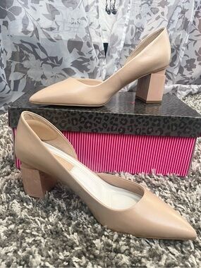 Women's Pointed Toe Block Heel Pumps in Beige, Sz 8